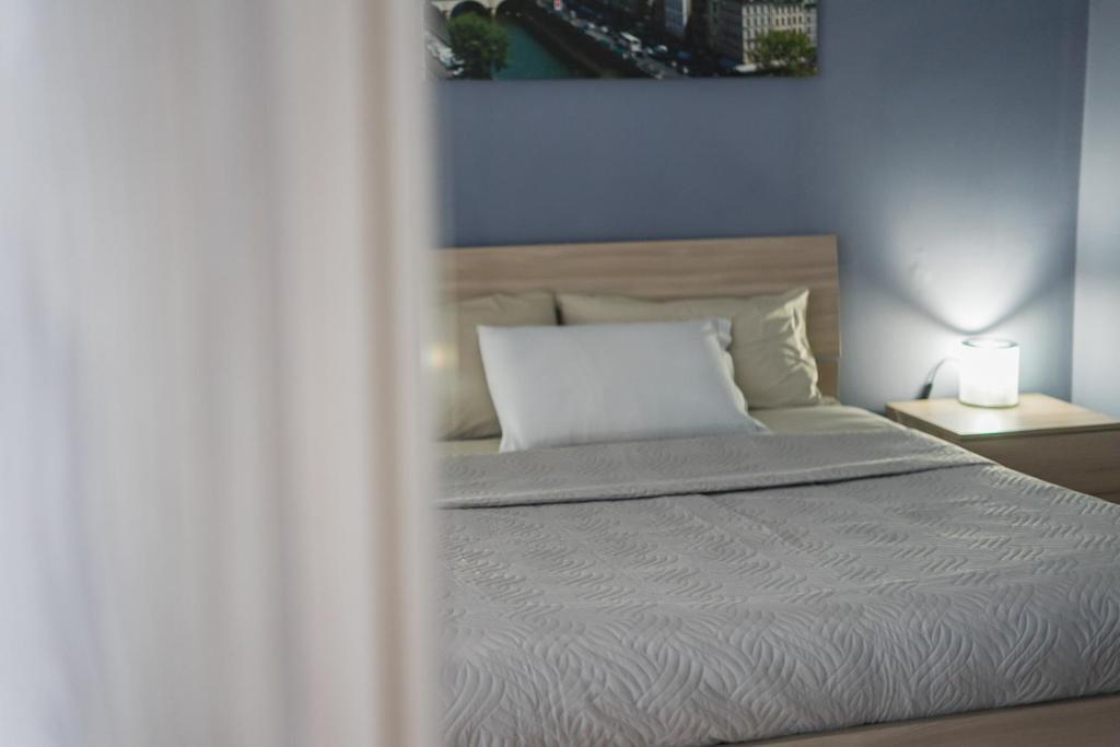 Elegant Apartment In Bergamo Center Екстер'єр фото